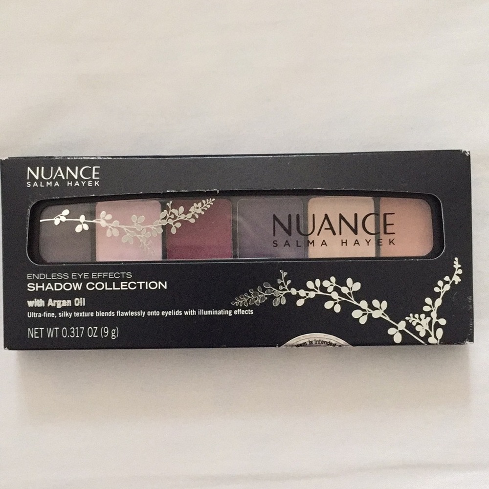 Salma Hayek NUANCE endless eye effects